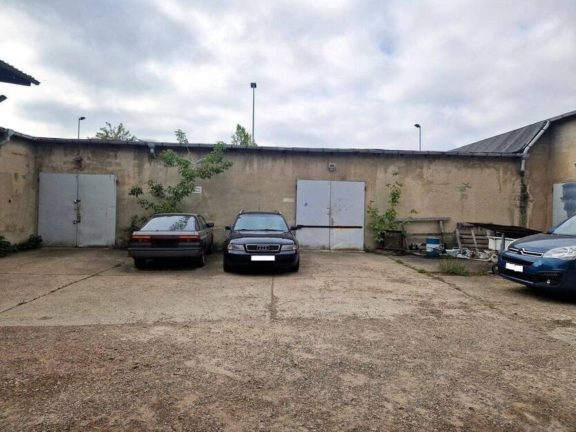 Wohn- und Geschäftshaus mit Entwicklungspotential in Bahnhofsnähe von Halle (Saale)