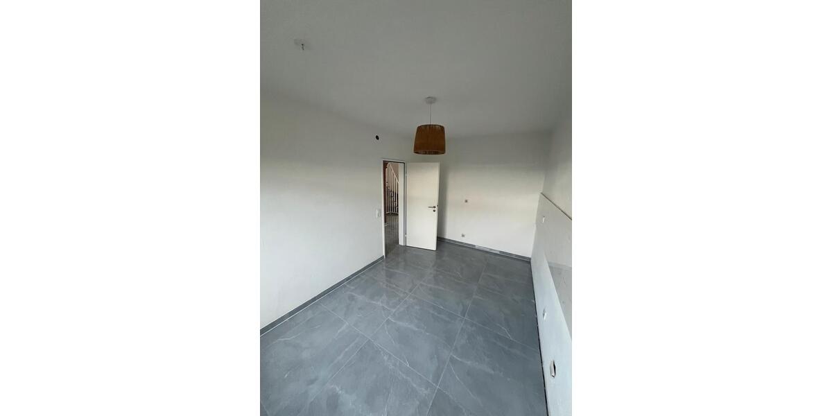 Reihenhaus Delmenhorst Düsternort - 5 Zimmer, 146 m&sup2;, 298.000&euro; | Angebot:25894958