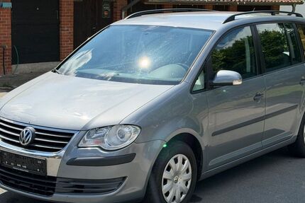 VW Touran 295.000 km 2.900 &euro; Gandesbergen 27324