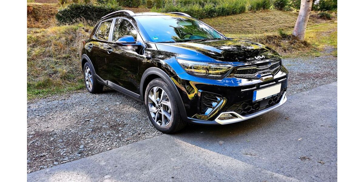 Kia Stonic 21.500 km 19.000 &euro; Burbach 57299