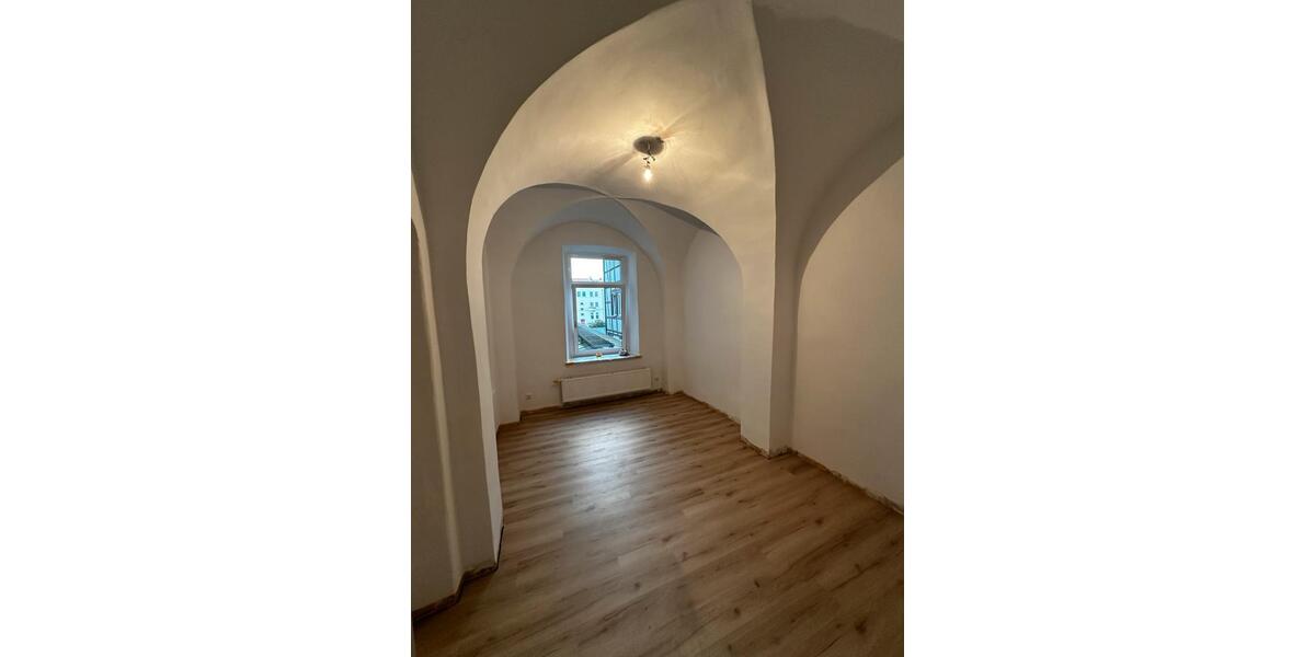 Exklusive 5-Zimmer-Wohnung am Markt in Gera inklusive Aufzug 5 zimmer