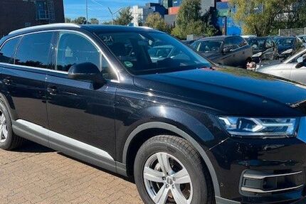Audi Q7 181.200 km 20.990 € Hamburg 21107