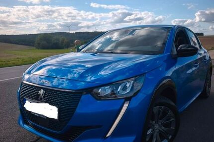 Peugeot 208 57.000 km 15.000 &euro; Ober-Ramstadt 64372