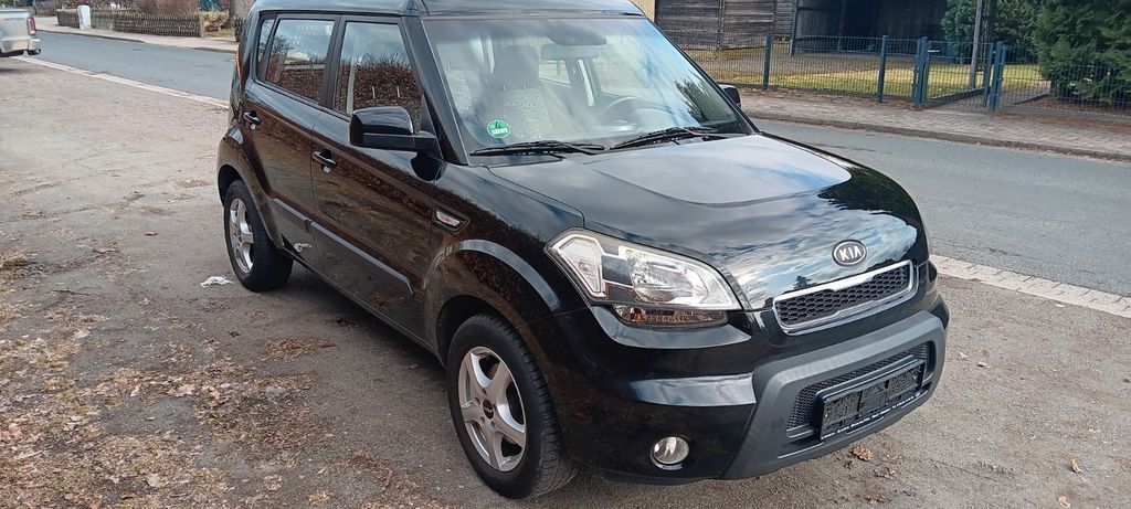 Kia Soul 113.000 km 4.990 &euro; WIETZENDORF 29649