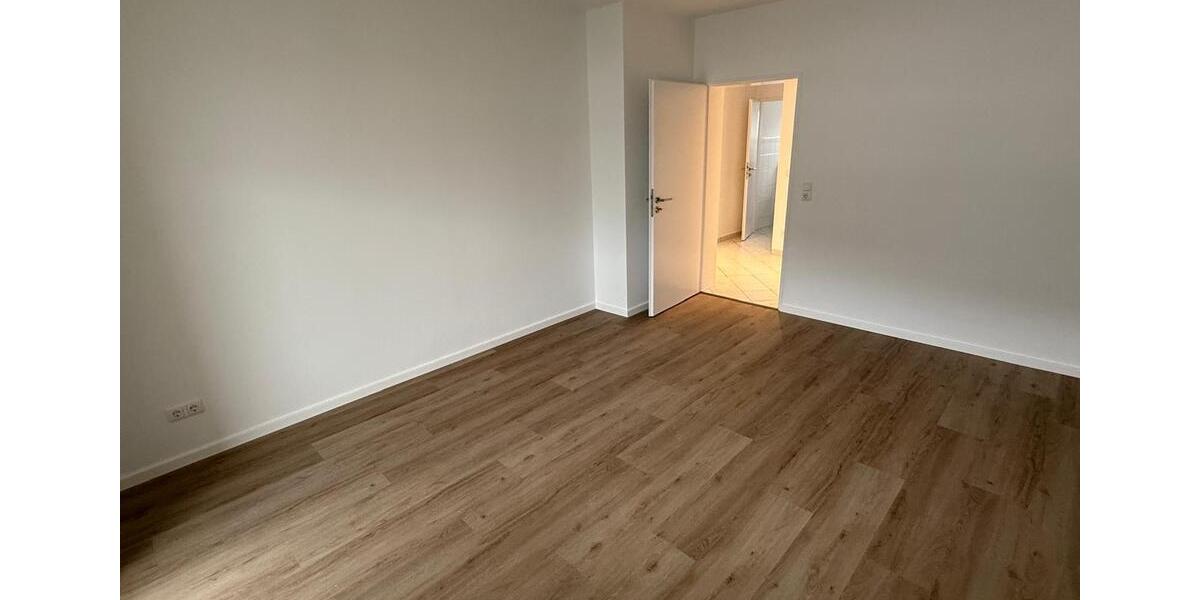 renovierte 3-Zimmer-Wohnung mit Balkon und EBK in Hofheim-Mitte 3 zimmer