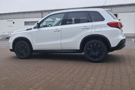 Suzuki Vitara 83.000 km 14.900 &euro; Erzingen 79771