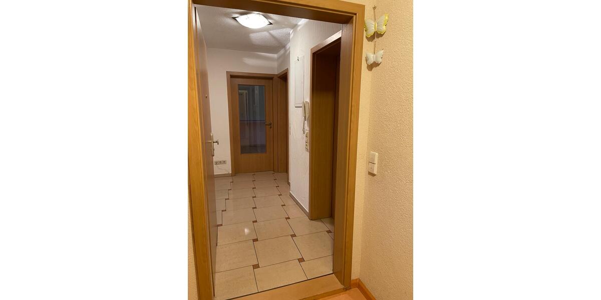 Etagenwohnung Waldkirch - 5 Zimmer, 91 m&sup2;, 1.350&euro; | Angebot:26384414