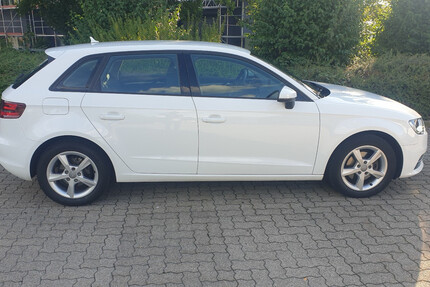 Audi A3 75.648 km 11.900 &euro; Karlsruhe 76133