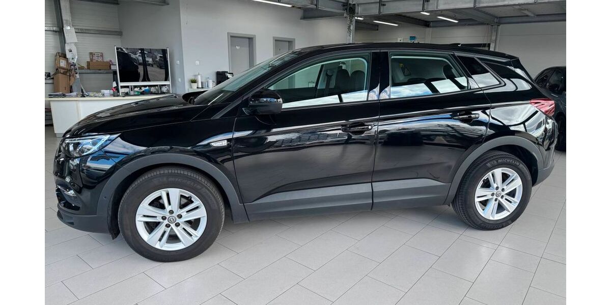 Opel Grandland (X) 58.493 km 17.870 &euro; Nidda 63667