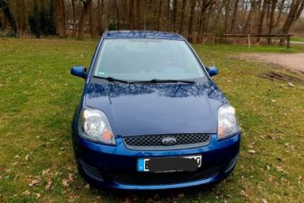 Ford Fiesta 150.000 km 2.250 &euro; Sögel 49751