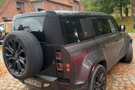 Land Rover Defender 50.000 km 138.800 &euro; Schönberg 23923