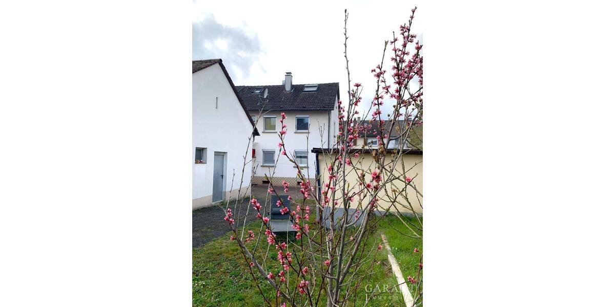 Mehrfamilienhaus, Wohnhaus Pfinztal-Berghausen Berghausen - 4 Zimmer, 108 m&sup2;, 390.000&euro; | Angebot:25940765