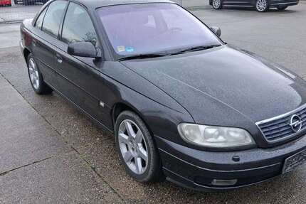 Opel Omega 86.000 km 3.300 &euro; Bad Nauheim 61231