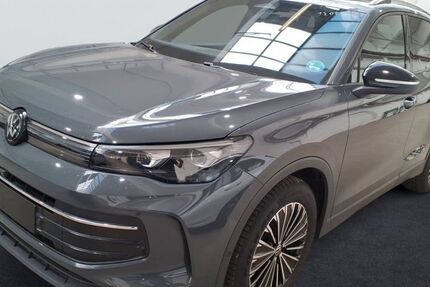 VW Tiguan 12.166 km 35.980 &euro; Buggingen-Seefelden 79426
