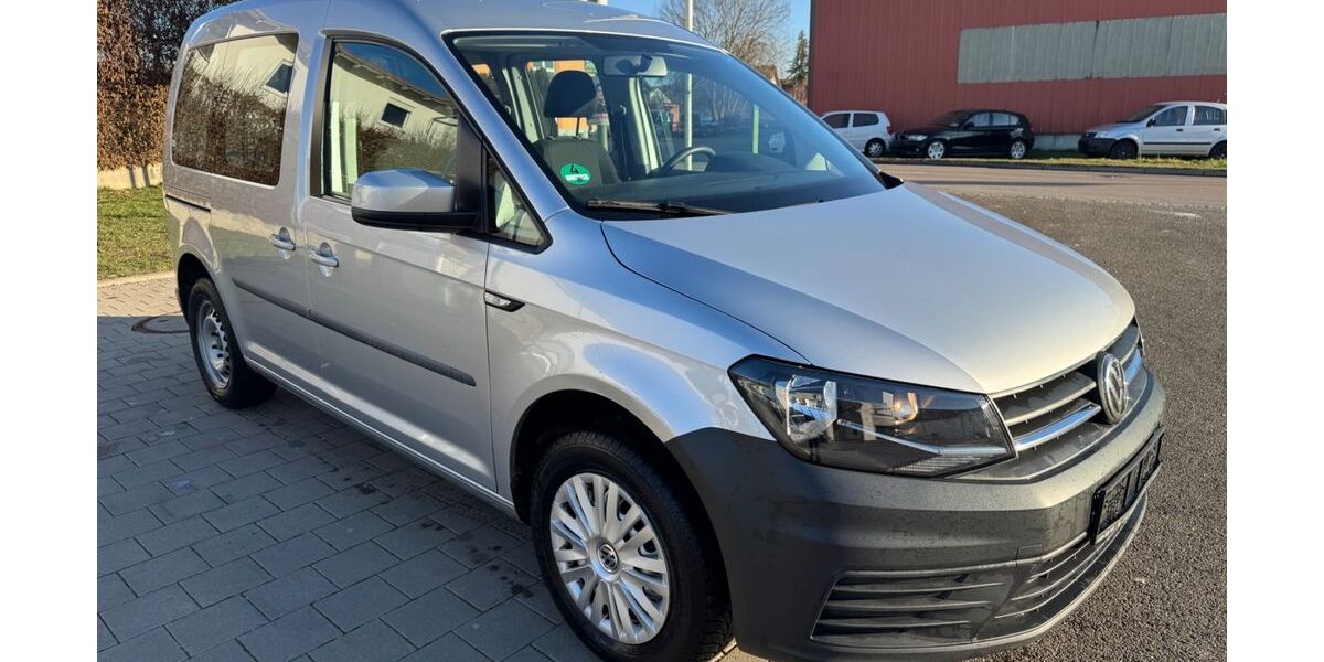 VW Caddy 222.000 km 11.500 &euro; Jettingen-scheppach 89343