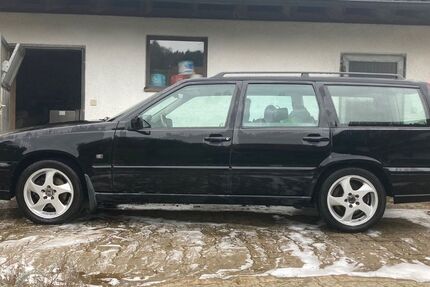 Volvo V70 335.000 km 3.799 &euro; laufen 83410
