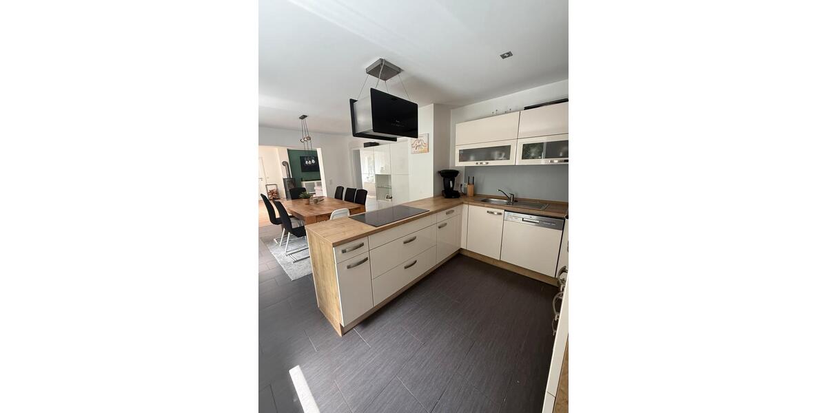 Einfamilienhaus Saarbrücken St. Arnual - 7 Zimmer, 200 m&sup2;, 585.000&euro; | Angebot:27408375