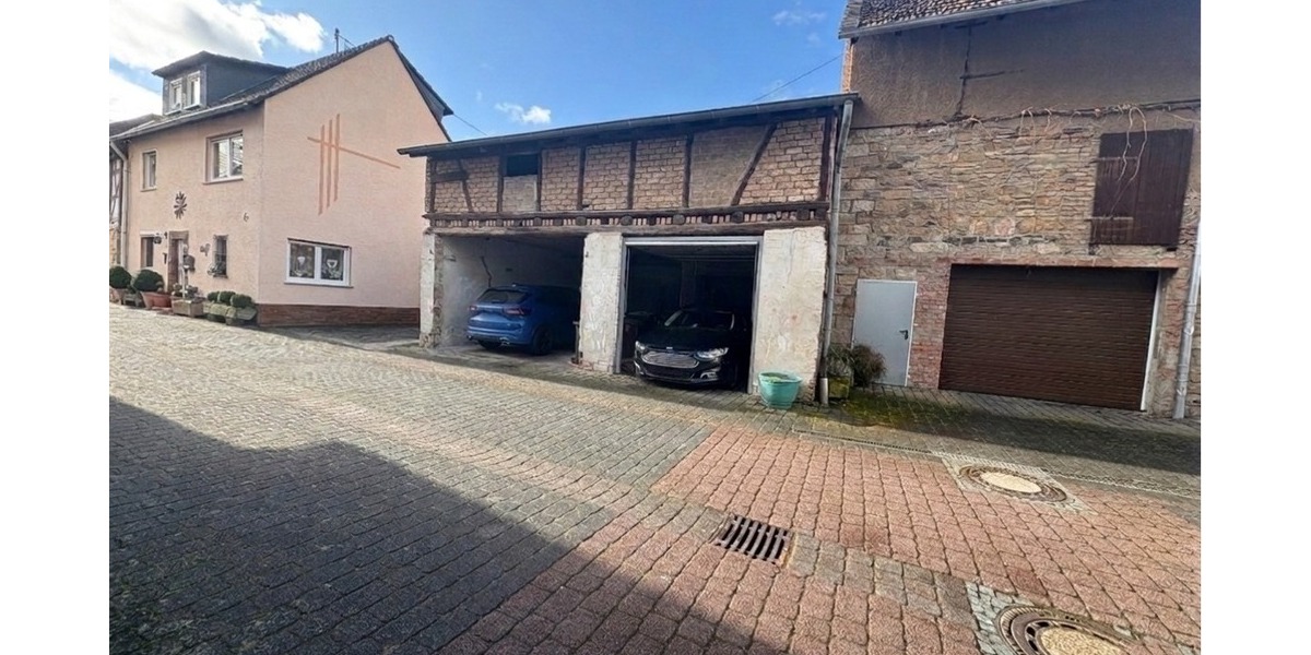 Großzügiges Einfamilienhaus mit Dachterrasse, Scheune und zusätzlichem Grundstück - Einfamilienhaus Weiler bei Monzingen | Angebot:26268955