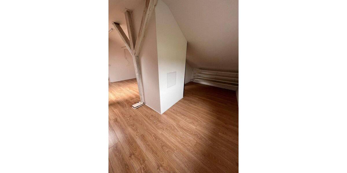 Einfamilienhaus Roßbach - 3 Zimmer, 125 m&sup2;, 1.100&euro; | Angebot:26908517