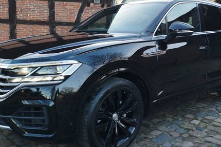 VW Touareg 155.500 km 37.850 &euro; Ottersberg 28870