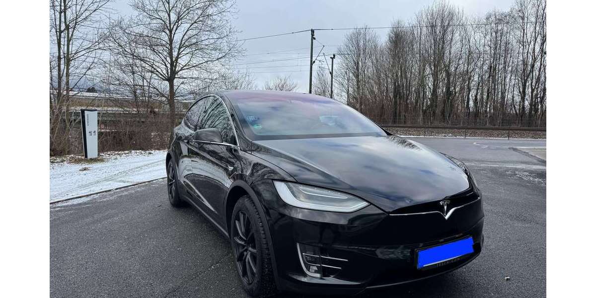Tesla Model X 87.000 km 34.000 &euro; Wolfschlugen 72649