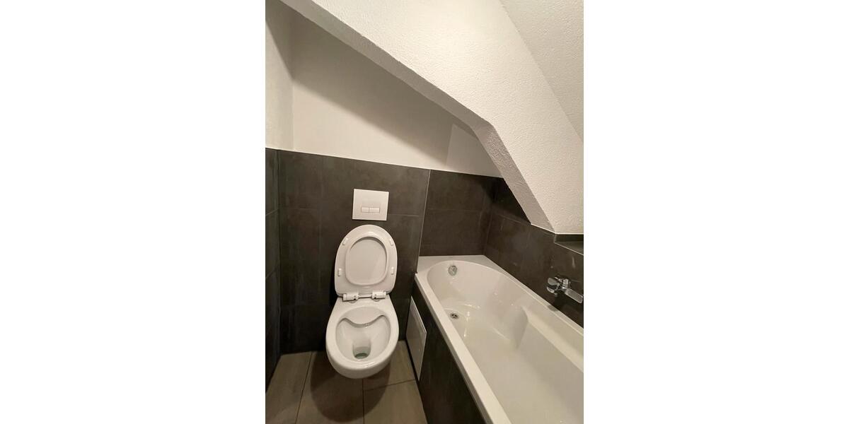 Wohnung zur miete 630 Euro+ 2 zimmer