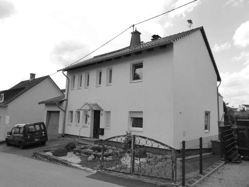 Haus zum Kaufen in Geisenheim 550.000 € 250 m²