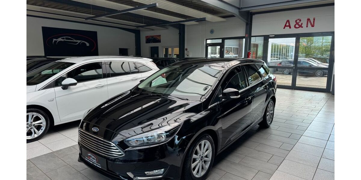 Ford Focus 83.000 km 8.950 &euro; Detmold 32758