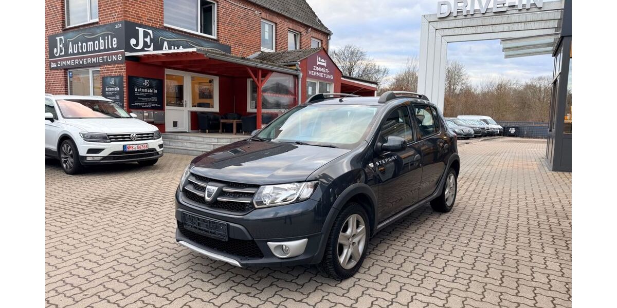 Dacia Sandero 90.000 km 6.499 &euro; Schleswig-Holstein - Neumünster 24539