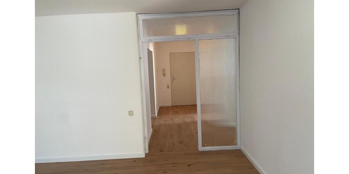 Erdgeschoßwohnung Hockenheim - 3.5 Zimmer, 100 m&sup2;, 1.300&euro; | Angebot:26408845