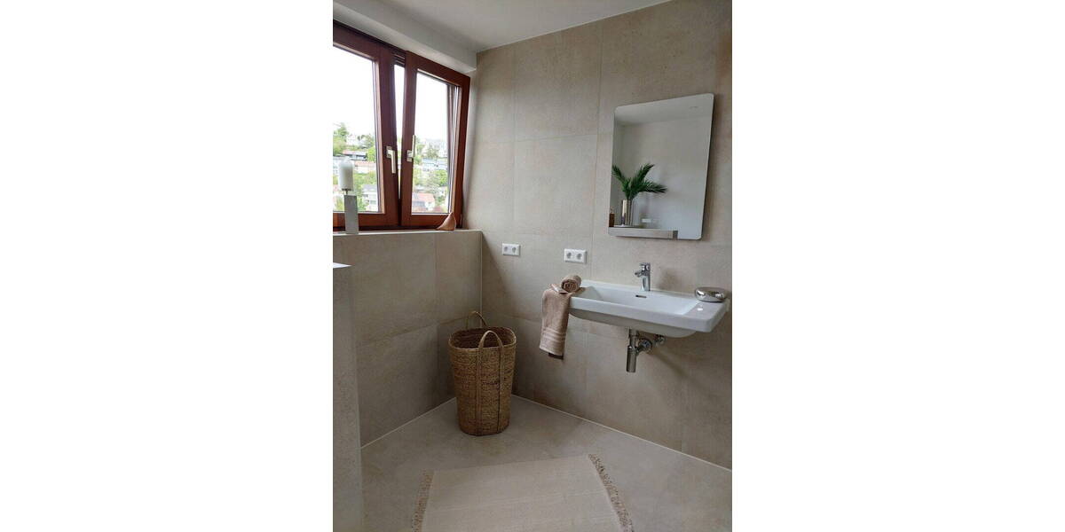 Etagenwohnung Leonberg - 4 Zimmer, 93 m&sup2;, 415.000&euro; | Angebot:26443436