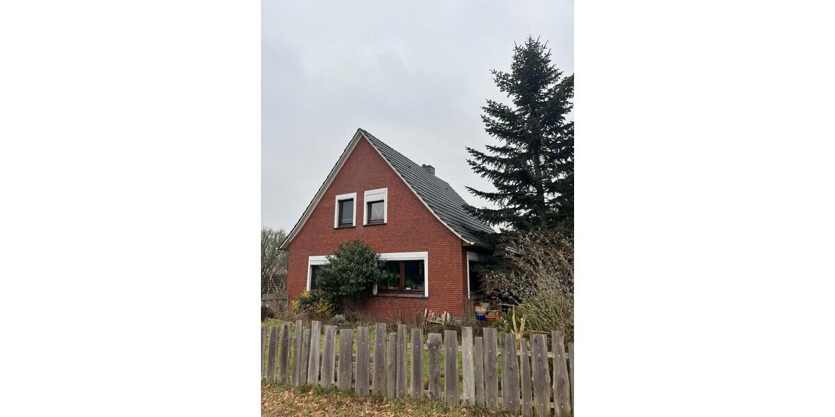 Einfamilienhaus Westoverledingen - 4 Zimmer, 120 m&sup2;, 700&euro; | Angebot:24679761