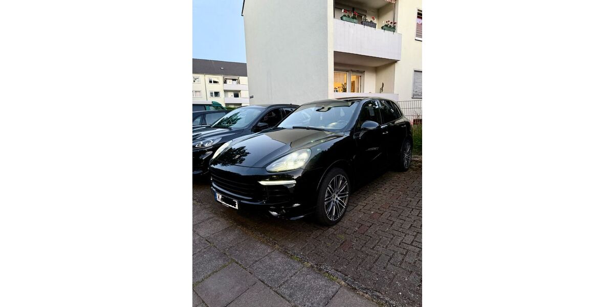 Porsche Cayenne 270.000 km 22.500 &euro; Köln 50739