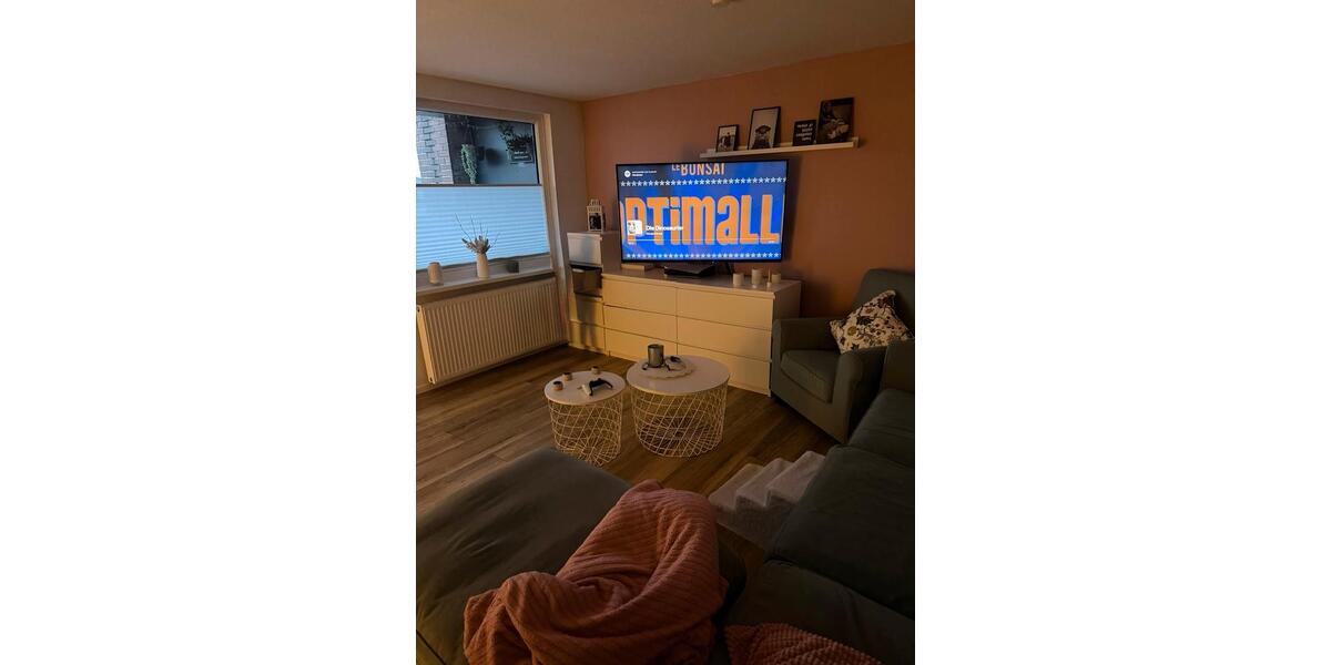 Dachgeschoßwohnung Bremerhaven Schiffdorferdamm - 4 Zimmer, 78 m&sup2;, 530&euro; | Angebot:25426762