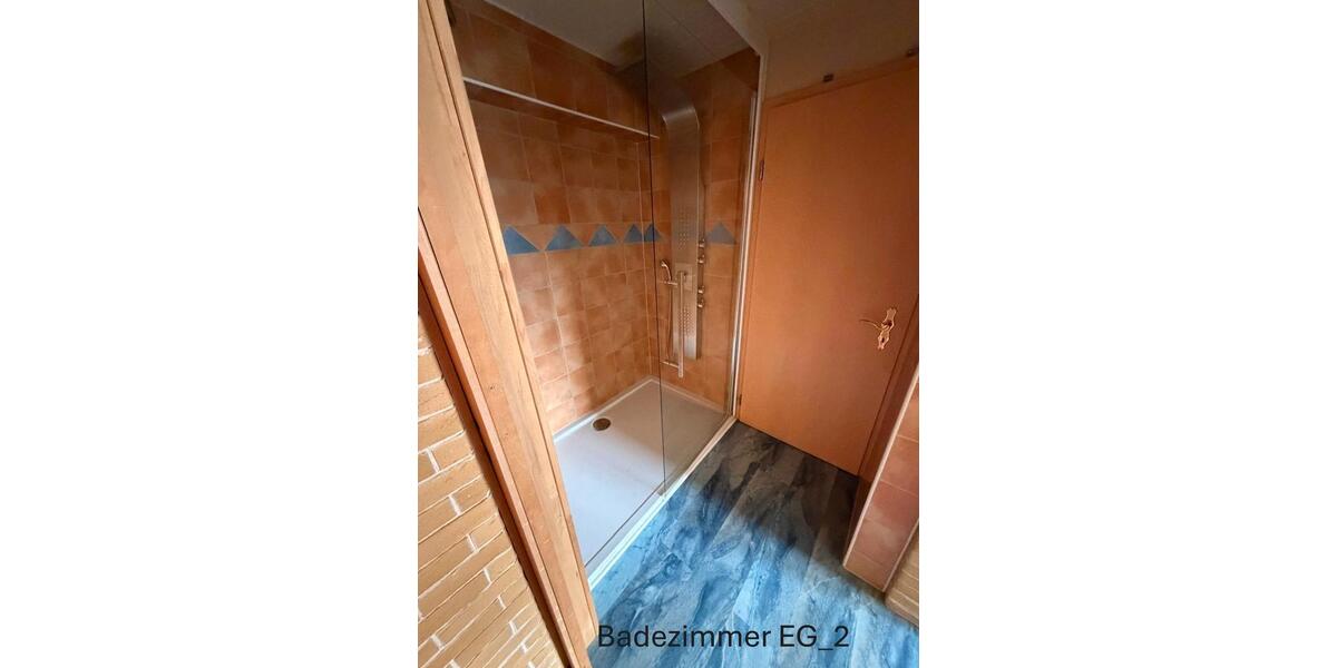 Einfamilienhaus Bergneustadt - 4.5 Zimmer, 130 m&sup2;, 245.000&euro; | Angebot:26415030