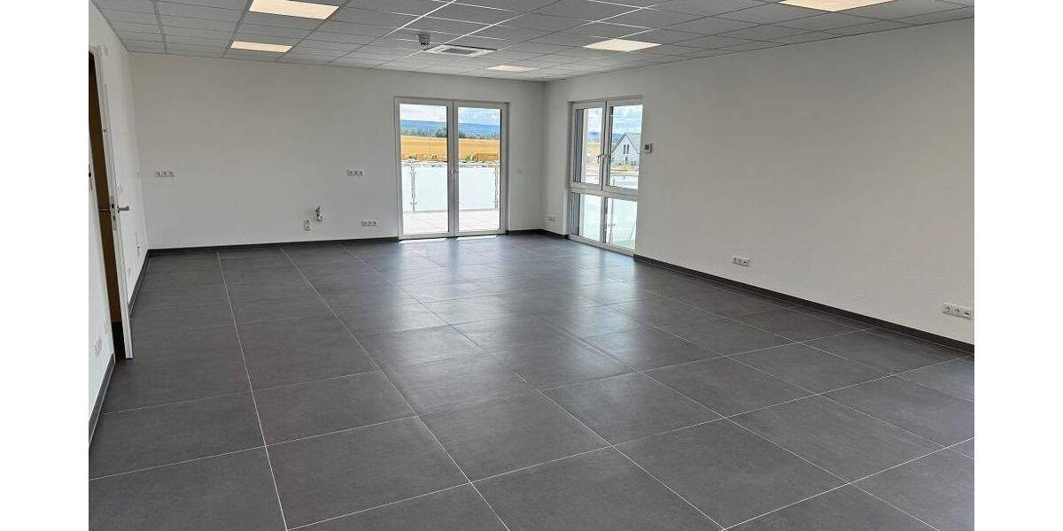 Gewerbeobjekt Lindhorst - 5 Zimmer, 207 m&sup2;, 2.200&euro; | Angebot:25681595