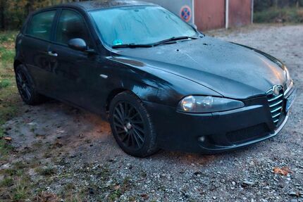 Alfa Romeo 147 163.200 km 2.000 € Oberammergau 82487