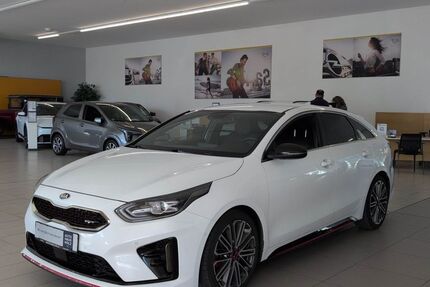 Kia pro ceed / ProCeed 182.000 km 14.850 &euro; Landau 76829