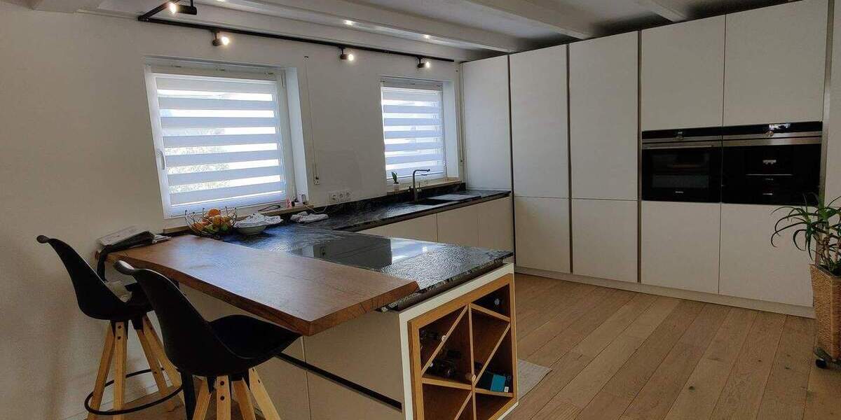 Einfamilienhaus Niederwerrn - 6 Zimmer, 141 m&sup2;, 555.000&euro; | Angebot:25670030