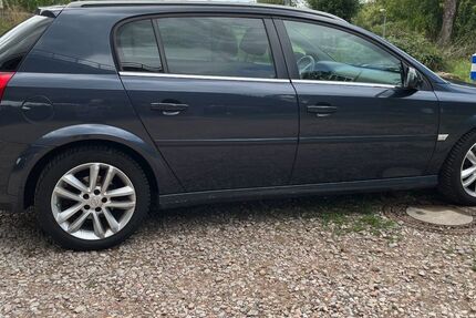 Opel Signum 246.000 km 2.250 € Mainz 55127