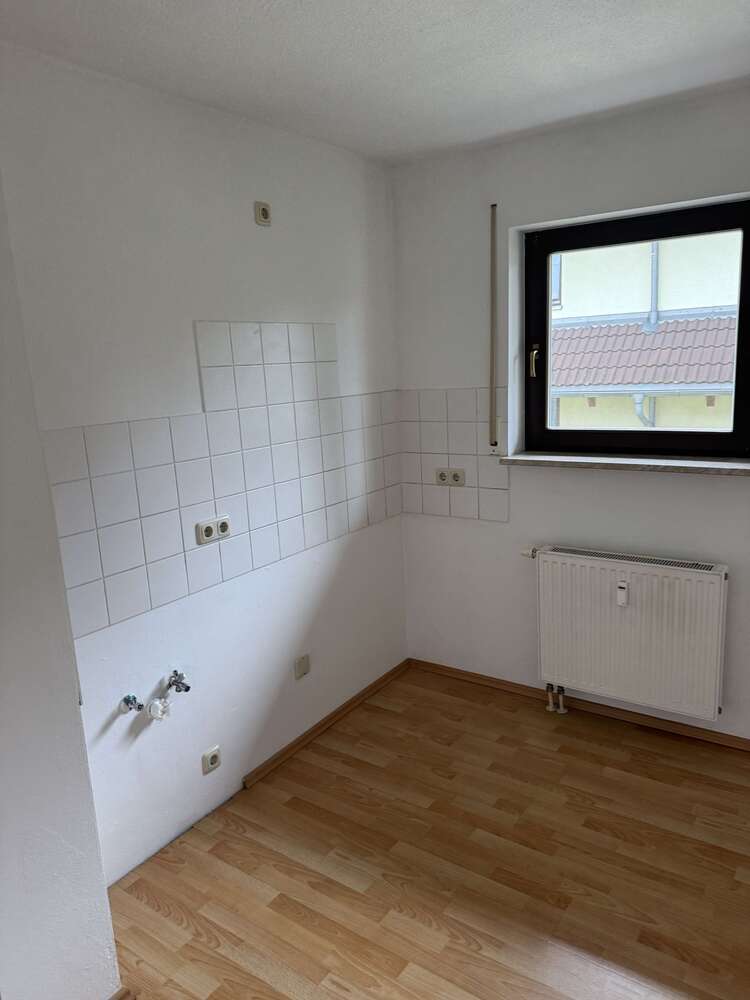 Wohnung zum Mieten in Schönheide 339 € 61.26 m²