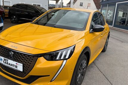 Peugeot 208 17.900 km 16.990 &euro; Hersbruck 91217