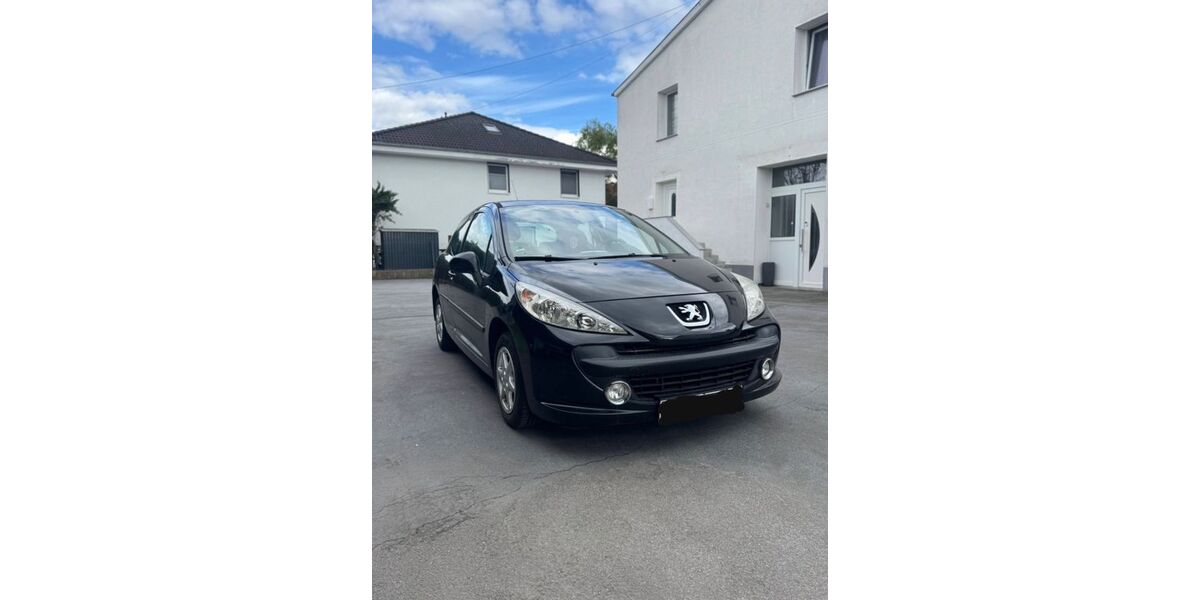 Peugeot 207 166.000 km 1.300 &euro; Bad Oeynhausen 32547