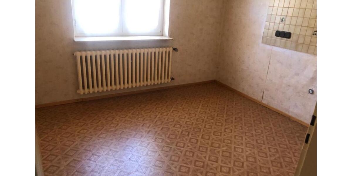 Einfamilienhaus Bebra - 10 Zimmer, 282 m&sup2;, 2.190&euro; | Angebot:25239180