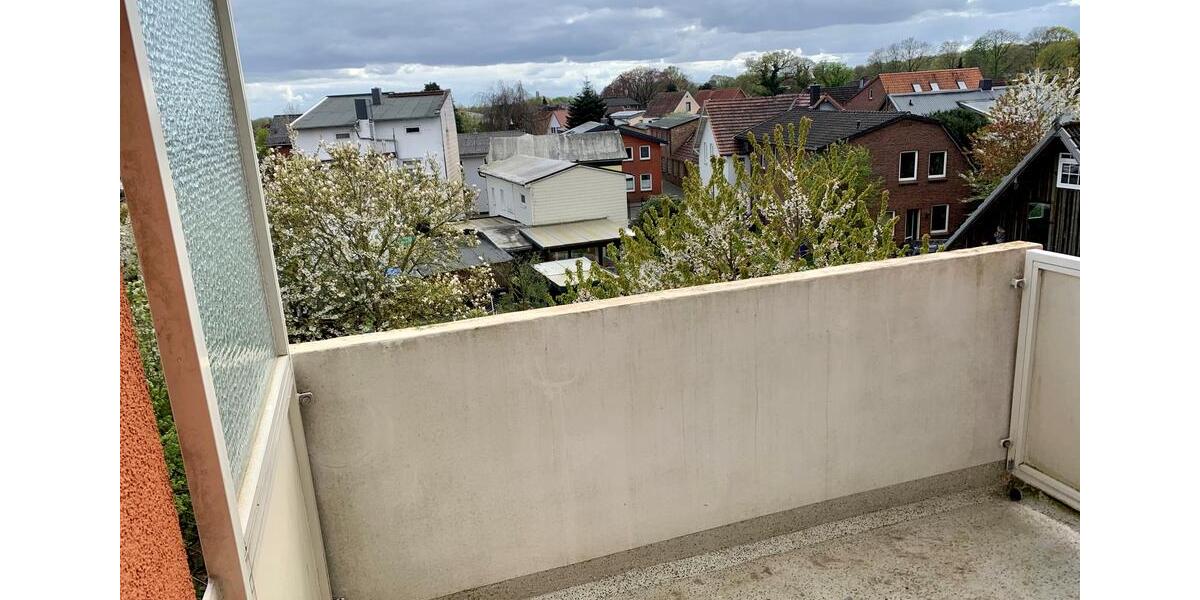 Etagenwohnung Barmstedt - 2.5 Zimmer, 69 m&sup2;, 710&euro; | Angebot:25073736