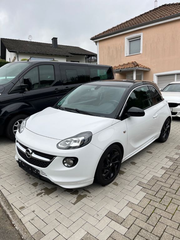 Opel Adam 90.000 km 9.400 € Weilburg 35781