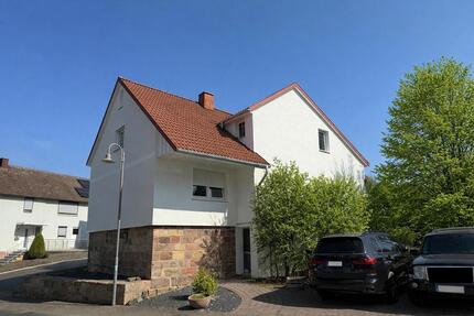 Haus Flieden - 6 Zimmer, 162 m&sup2;, 1.600&euro; | Angebot:26351975