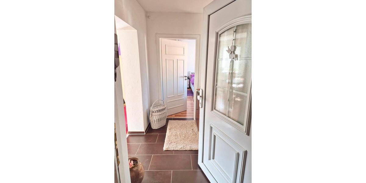 Etagenwohnung Spremberg - 4 Zimmer, 120 m&sup2;, 129.000&euro; | Angebot:27072697