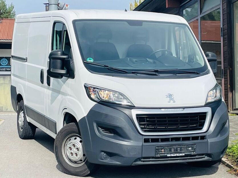 Peugeot Boxer 33.072 km 11.999 € Haselbach 94354