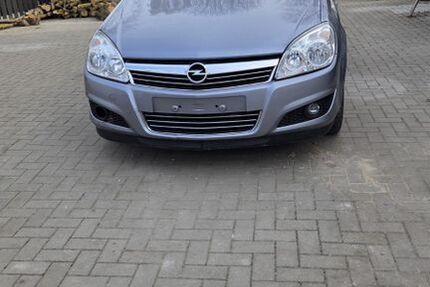 Opel Astra 178.000 km 999 &euro; Staßfurt OT Förderstedt 39444
